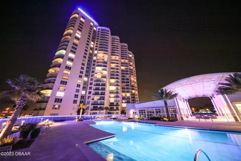 231 Riverside Dr #1806, Holly Hill, FL 32117