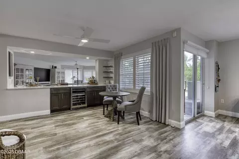 Dining - 1 John Anderson Dr #103, Ormond Beach, FL 32176 photo 6 of 9