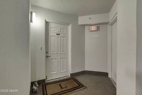 Entry Way - 1 John Anderson Dr #103, Ormond Beach, FL 32176 photo 2 of 8