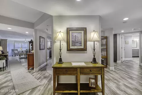 Entry Way - 1 John Anderson Dr #103, Ormond Beach, FL 32176 photo 4 of 8