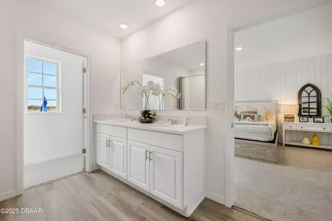 Entry Way - 39 Sprout Ln, Ormond Beach, FL 32174 photo 4 of 4