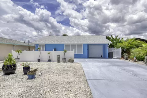 28 River Dr, Ormond Beach, FL 32176