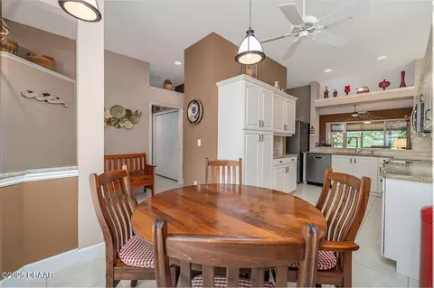 3018 Glin Cir, Ormond Beach, FL 32174 photo 9
