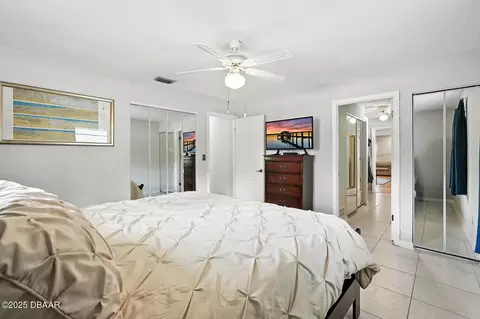 Bedroom - 320 Rio Pinar Dr, Ormond Beach, FL 32174 photo 3 of 5