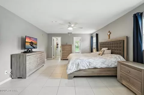 Bedroom - 320 Rio Pinar Dr, Ormond Beach, FL 32174 photo 1 of 5