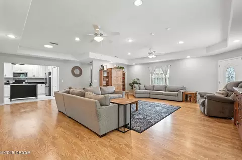 Living - 320 Rio Pinar Dr, Ormond Beach, FL 32174 photo 4 of 4