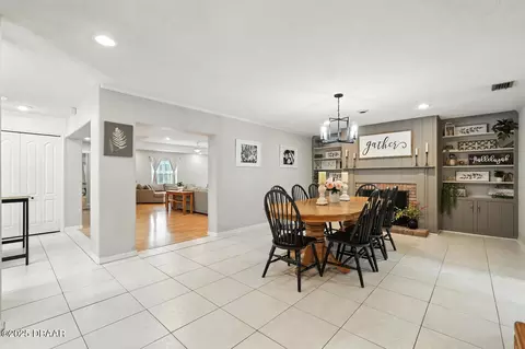 Dining - 320 Rio Pinar Dr, Ormond Beach, FL 32174 photo 1 of 3