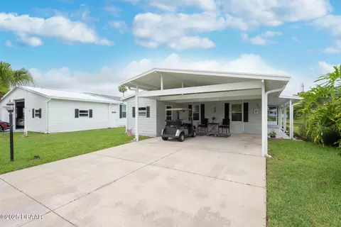 504 Portside Ln, Edgewater, FL 32141 photo 3