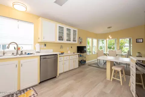 504 Portside Ln, Edgewater, FL 32141 photo 26