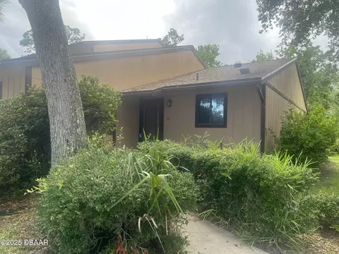 10 Village Dr, Flagler Beach, FL 32136
