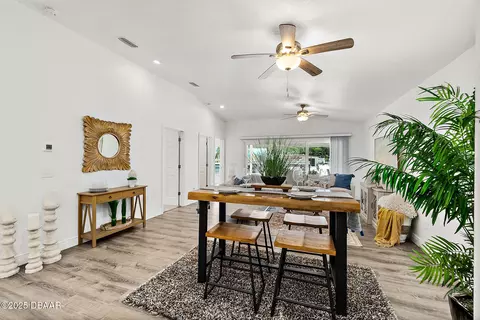 Dining - 139 Douglas St, Edgewater, FL 32141 photo 1 of 4