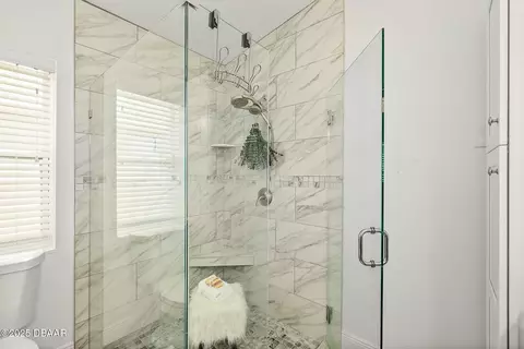 Bath - 139 Douglas St, Edgewater, FL 32141 photo 2 of 3