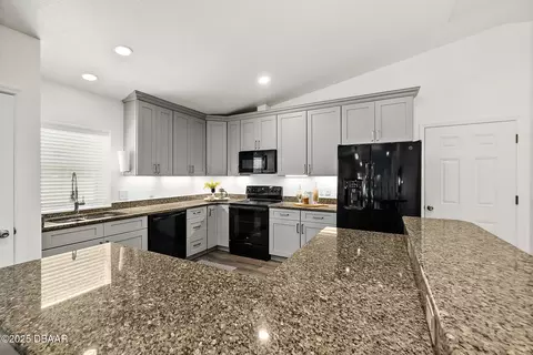 Kitchen - 139 Douglas St, Edgewater, FL 32141 photo 2 of 5
