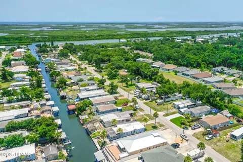 View/Area - 139 Douglas St, Edgewater, FL 32141 photo 2 of 2