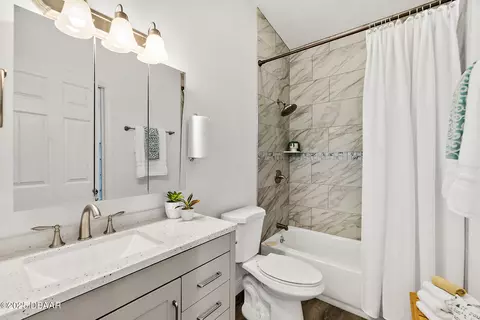 Bath - 139 Douglas St, Edgewater, FL 32141 photo 3 of 3