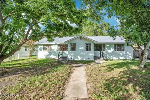 921 Daytona Ave, Holly Hill, FL 32117
