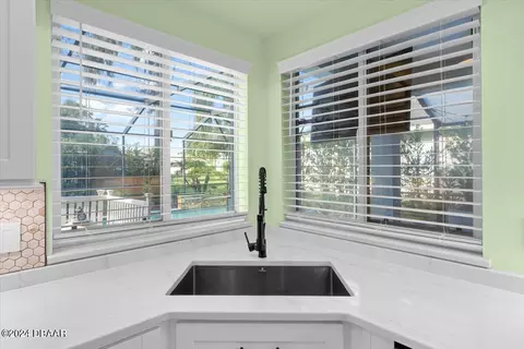 Kitchen - 5 King Phillips Way, Ormond Beach, FL 32174 photo 3 of 5