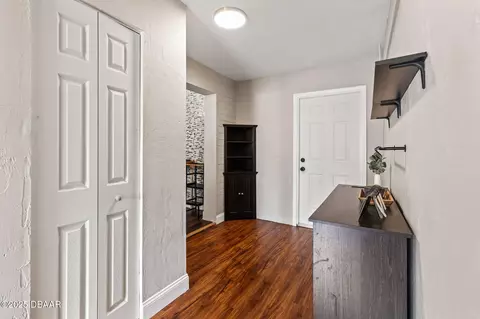 Entry Way - 120 N Arbor Dr, Ormond Beach, FL 32174 photo 2 of 3