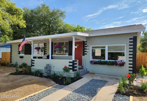 844 Essex Rd, Daytona Beach, FL 32117