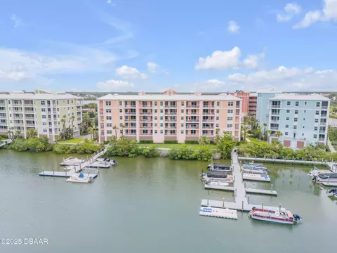 4 Riverwalk Dr #507, New Smyrna Beach, FL 32169