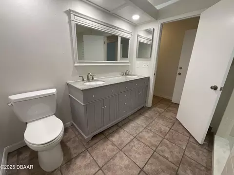 Bath - 8 Ridge Trl, Ormond Beach, FL 32174 photo 5 of 6