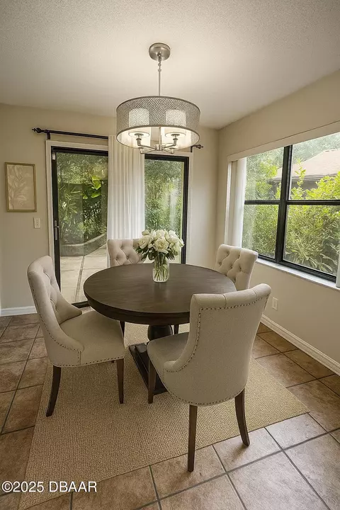Dining - 8 Ridge Trl, Ormond Beach, FL 32174 photo 2 of 2