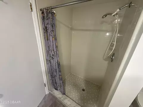 Bath - 8 Ridge Trl, Ormond Beach, FL 32174 photo 2 of 6