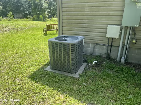 Exterior - 1619 Brian Ct, Saint Augustine, FL 32084 photo 2 of 7