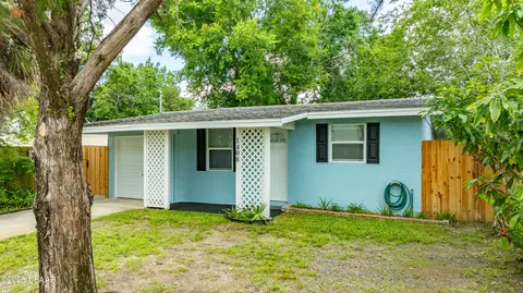 1408 Graham Ave, Holly Hill, FL 32117