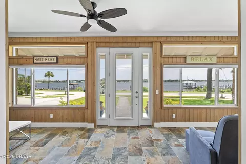 Entry Way - 236 S Beach St, Ormond Beach, FL 32174 photo 1 of 5
