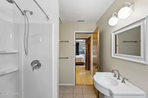 Bath - 236 S Beach St, Ormond Beach, FL 32174 photo 8 of 9