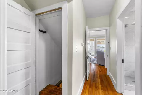 Entry Way - 236 S Beach St, Ormond Beach, FL 32174 photo 4 of 5