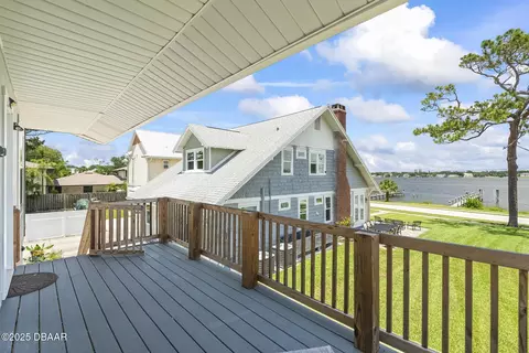 Exterior - 236 S Beach St, Ormond Beach, FL 32174 photo 10 of 12