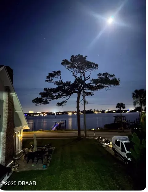 View/Area - 236 S Beach St, Ormond Beach, FL 32174 photo 16 of 17