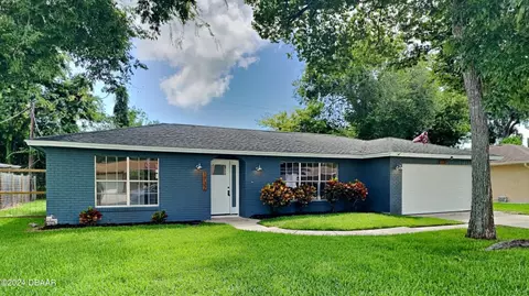 1737 Jacobs Rd, South Daytona, FL 32119