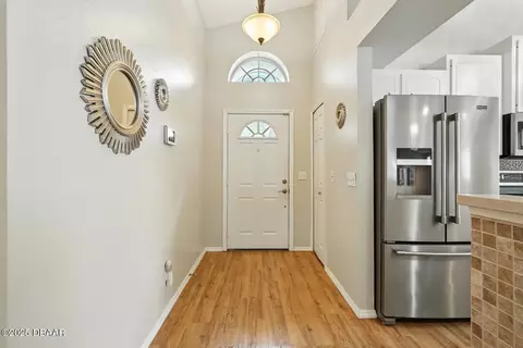 Entry Way - 3416 Yule Tree Dr, Edgewater, FL 32141 photo 2 of 2