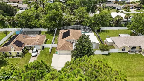 View/Area - 3416 Yule Tree Dr, Edgewater, FL 32141 photo 3 of 5