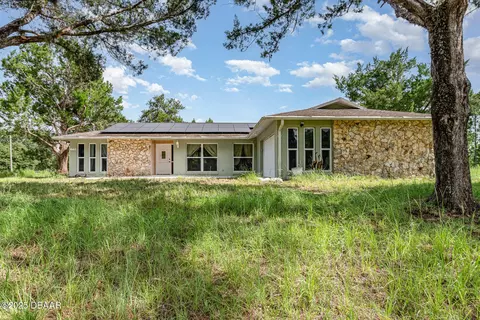 1940 Leah Star Rd, Astor, FL 32102