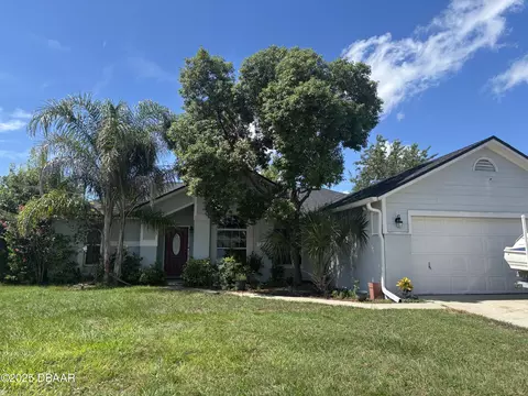2837 Sweet Springs St, Deltona, FL 32738