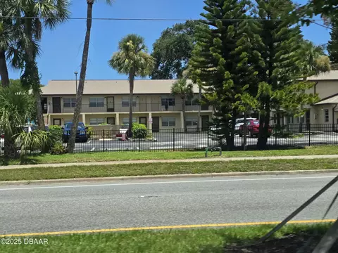 1351 S Ridgewood Ave, Daytona Beach, FL 32114