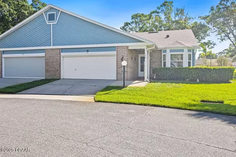 156 Kingbird Cir, Daytona Beach, FL 32119