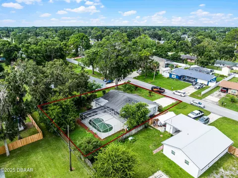 View/Area - 2225 Pine Tree Dr, Edgewater, FL 32141 photo 6 of 13
