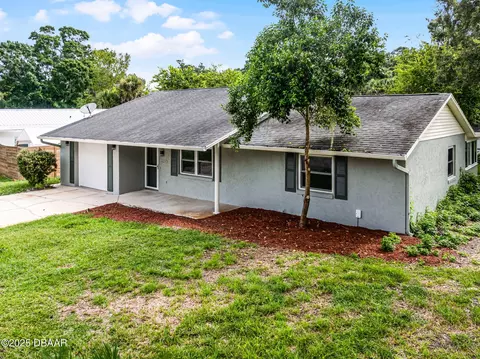Exterior - 2225 Pine Tree Dr, Edgewater, FL 32141 photo 5 of 16