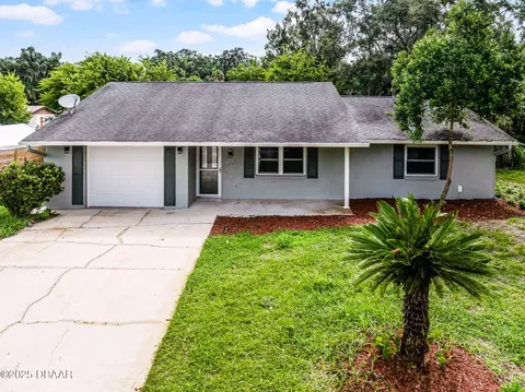 Exterior - 2225 Pine Tree Dr, Edgewater, FL 32141 photo 4 of 16