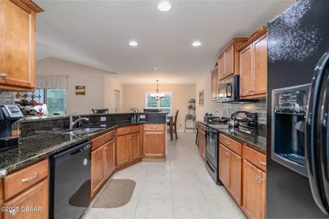 Kitchen - 92 Westland Run, Ormond Beach, FL 32174 photo 3 of 6
