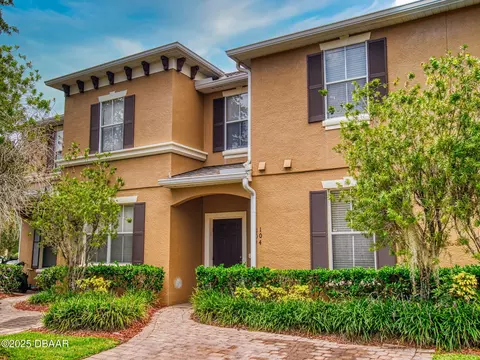 104 Aston Grande Dr, Daytona Beach, FL 32124