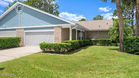 124 Kingbird Cir, Daytona Beach, FL 32119