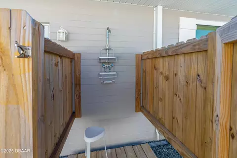 Bath - 191 Ellicott Dr, Ormond Beach, FL 32176 photo 1 of 6