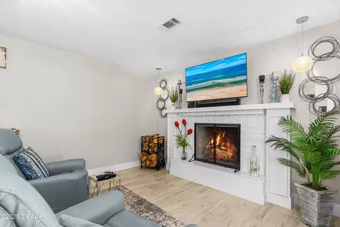 Living - 191 Ellicott Dr, Ormond Beach, FL 32176 photo 6 of 7