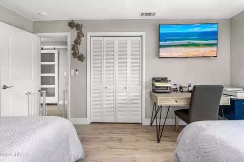 Bedroom - 191 Ellicott Dr, Ormond Beach, FL 32176 photo 5 of 5